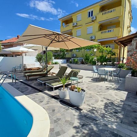 Casa Surya - Apartments With Sea View And Swimming Pool Barbat na Rabu Zewnętrze zdjęcie