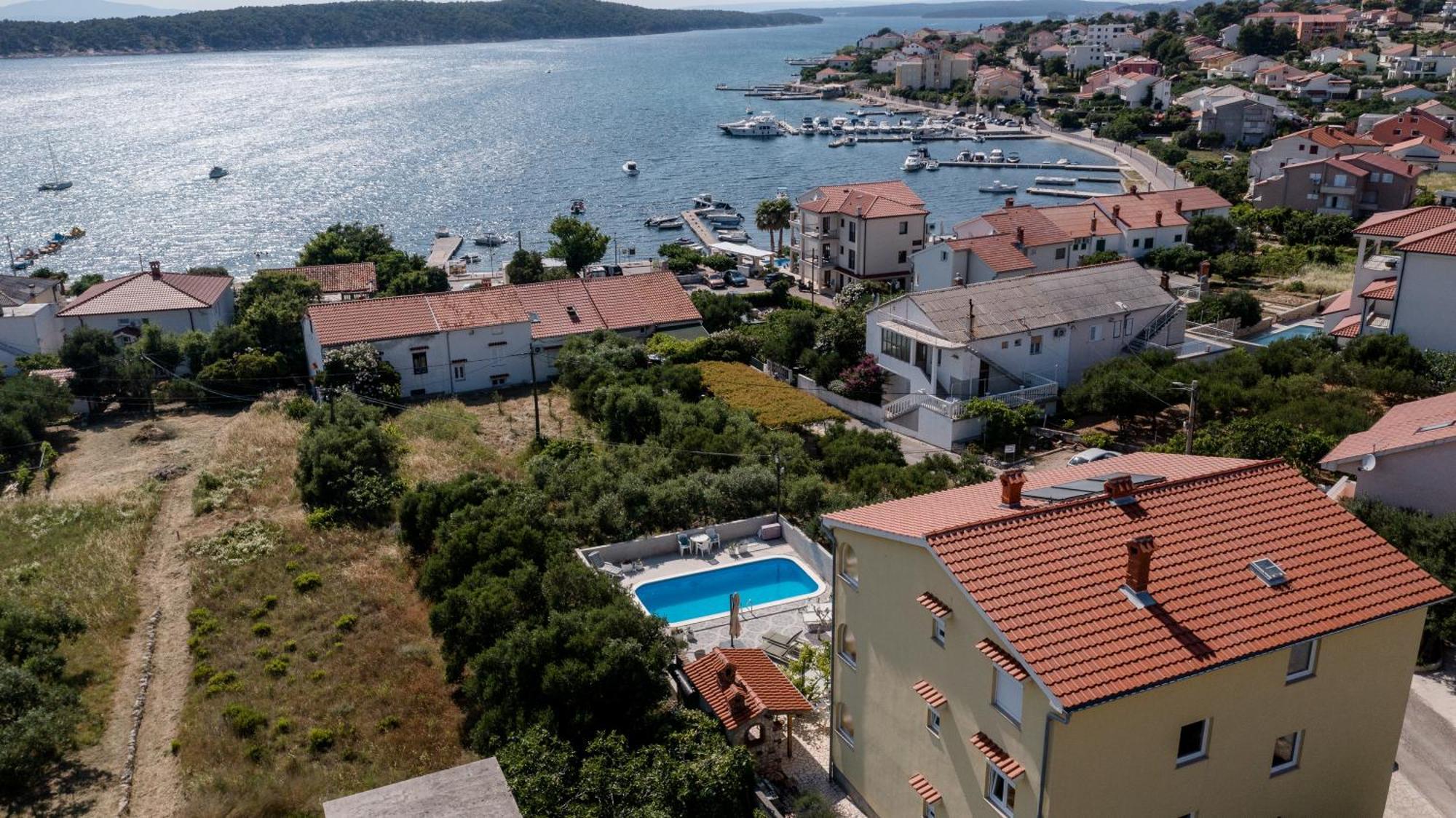 Casa Surya - Apartments With Sea View And Swimming Pool Barbat na Rabu Zewnętrze zdjęcie