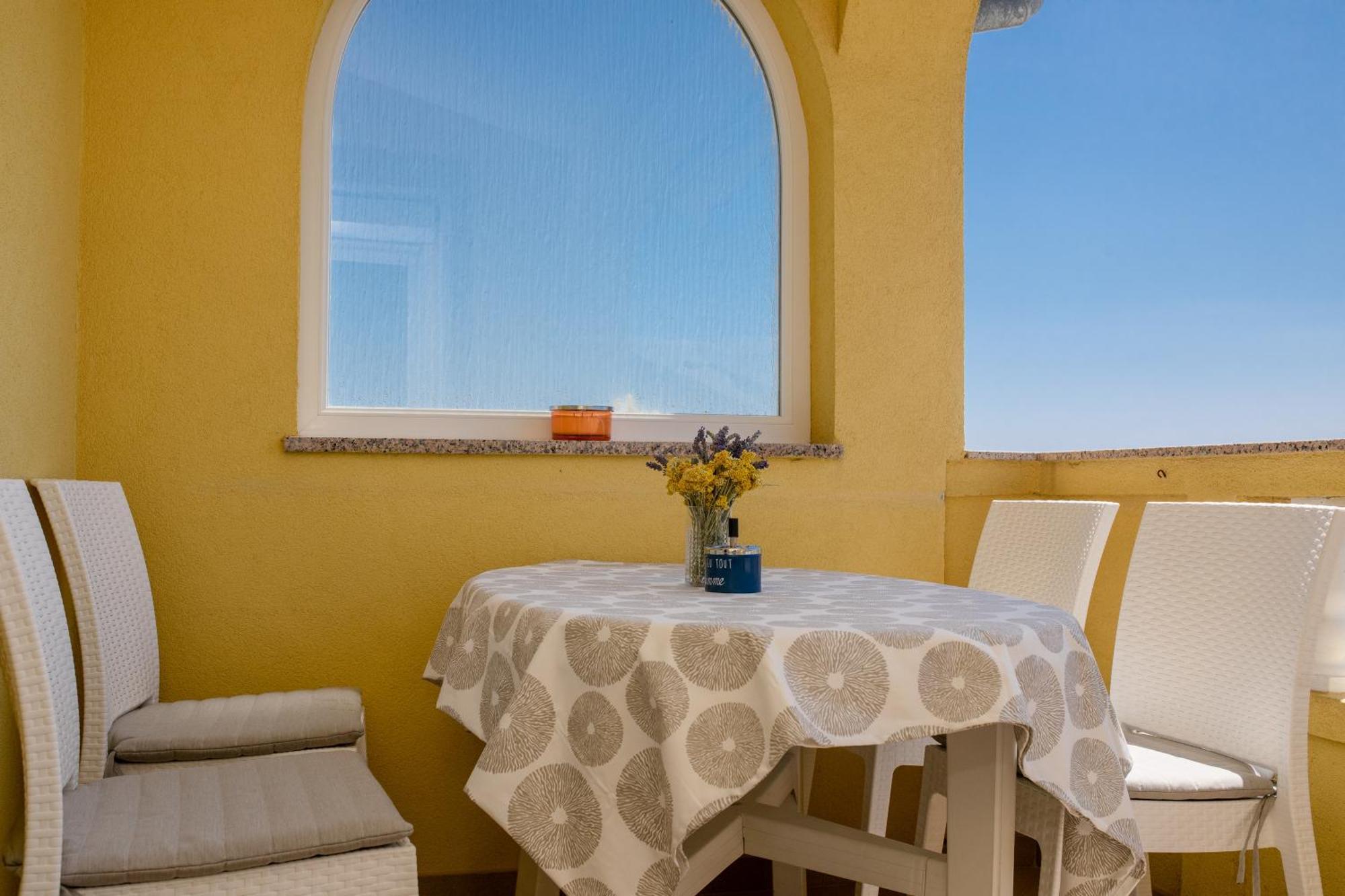 Casa Surya - Apartments With Sea View And Swimming Pool Barbat na Rabu Zewnętrze zdjęcie