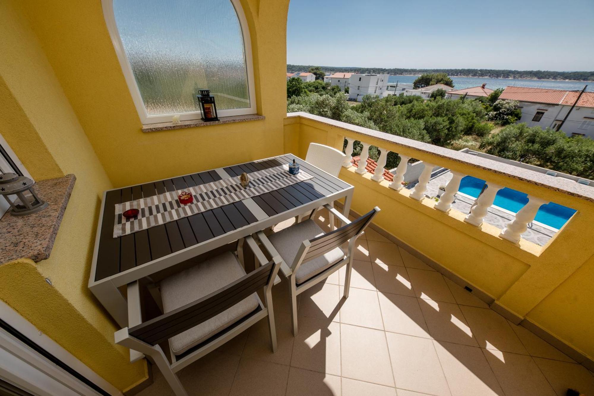 Casa Surya - Apartments With Sea View And Swimming Pool Barbat na Rabu Zewnętrze zdjęcie