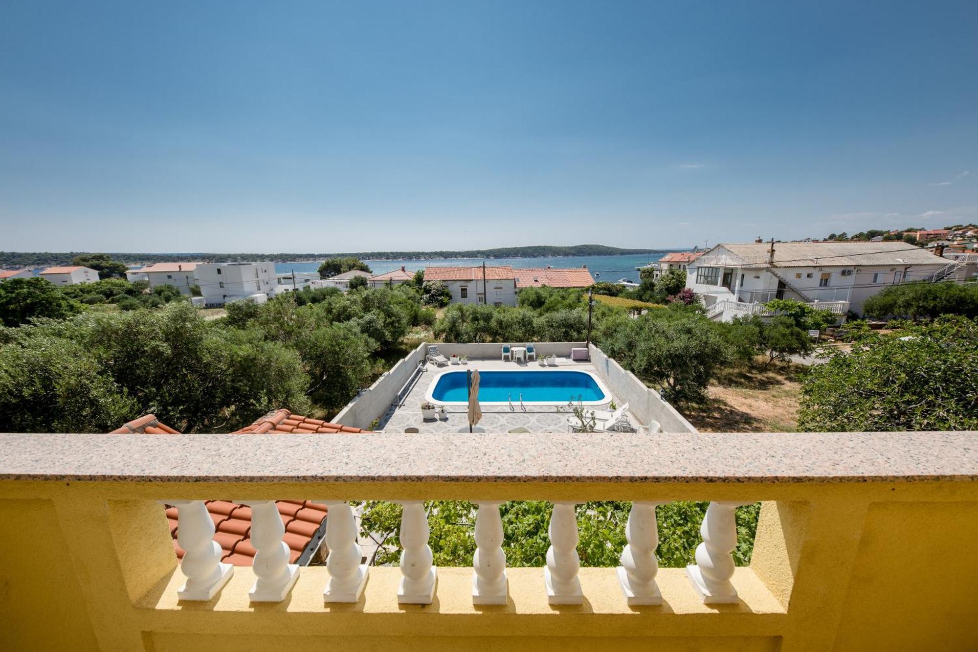 Casa Surya - Apartments With Sea View And Swimming Pool Barbat na Rabu Zewnętrze zdjęcie